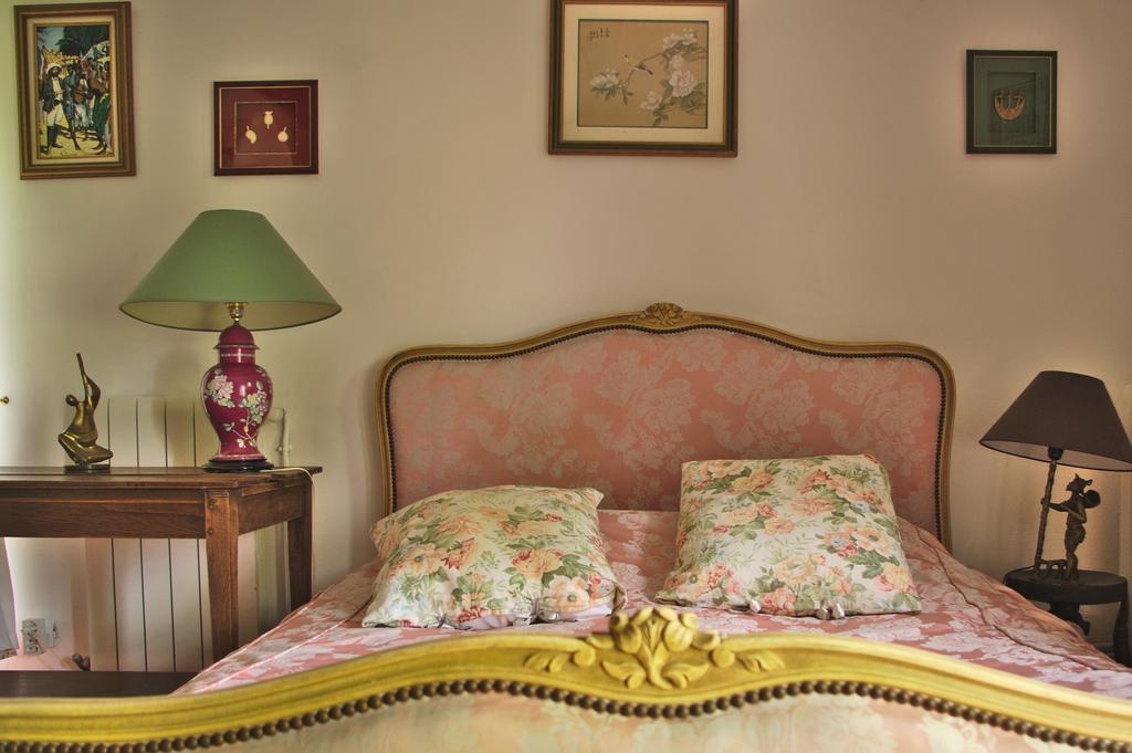 Bed and Breakfast Chez Mamie Et Papi Puynormand Exterior foto