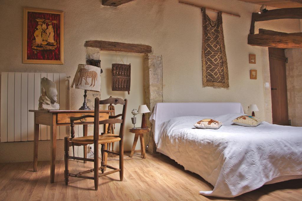 Bed and Breakfast Chez Mamie Et Papi Puynormand Exterior foto